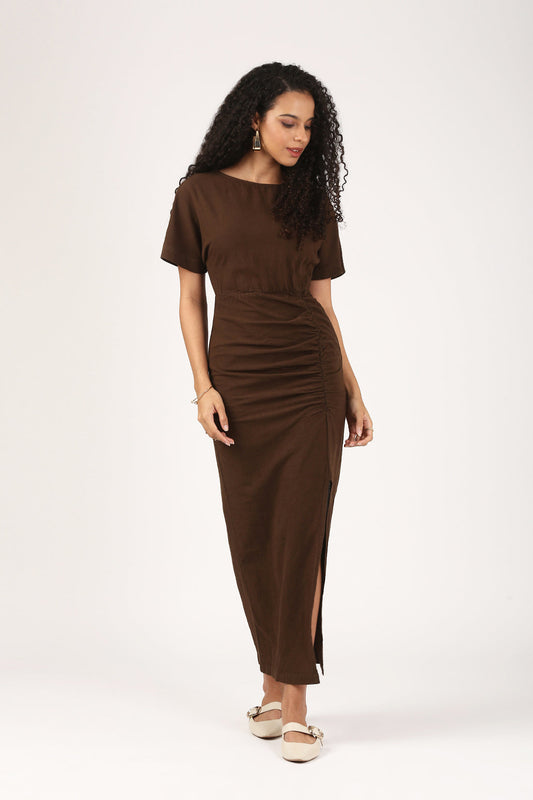 Best Linen Dresses for Women in India 2026