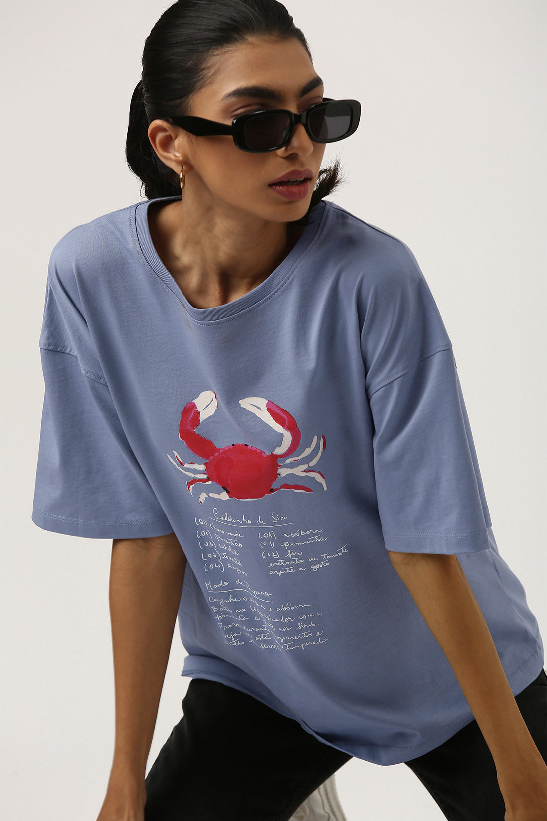 The Jolene Graphic Tee main image 0