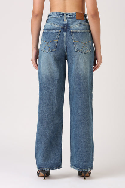 Classic Wide Leg Jeans