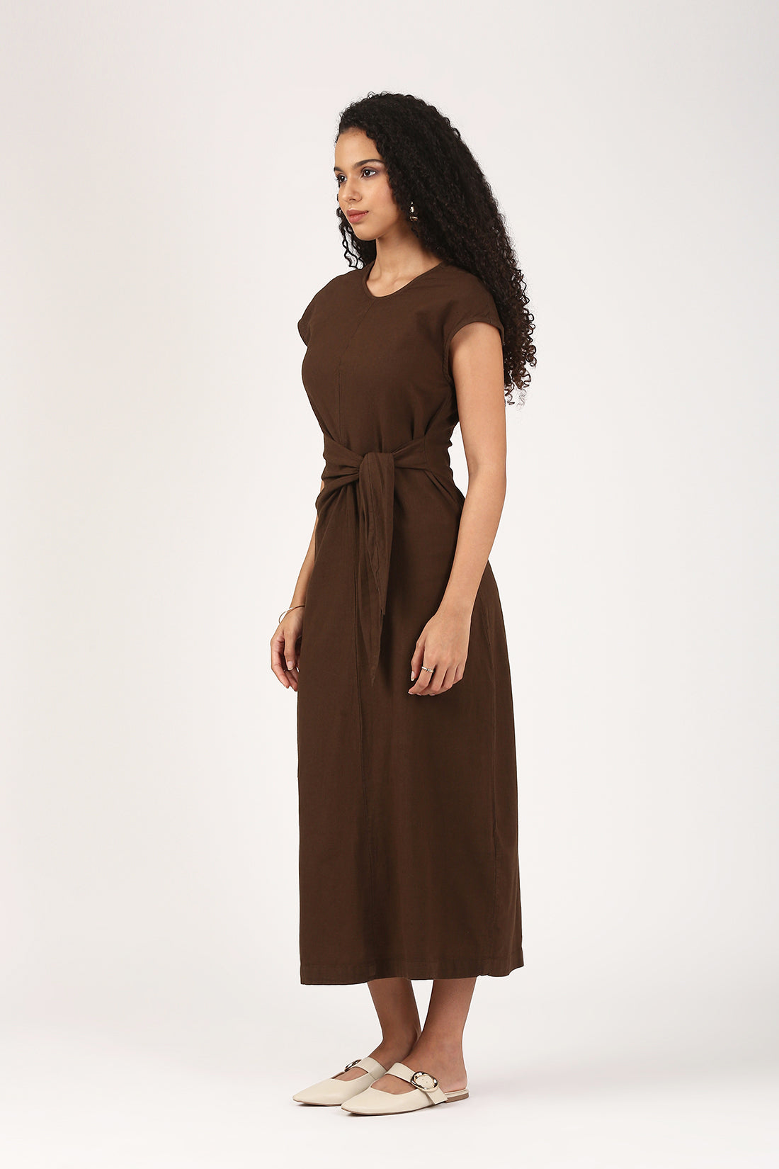 Amayra Linen Belted Dress in Espresso