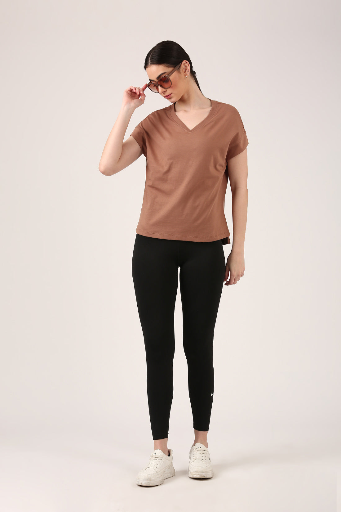 V-Neck terracotta T-shirt With Side Slit