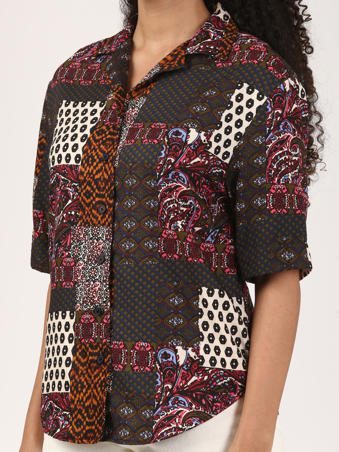 Bellini-Women’s Vintage Patchwork Print Regular Fit Short Sleeve Shirt