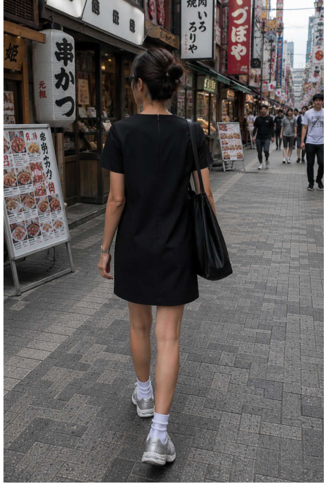 Women’s Solid Black Shift Dress